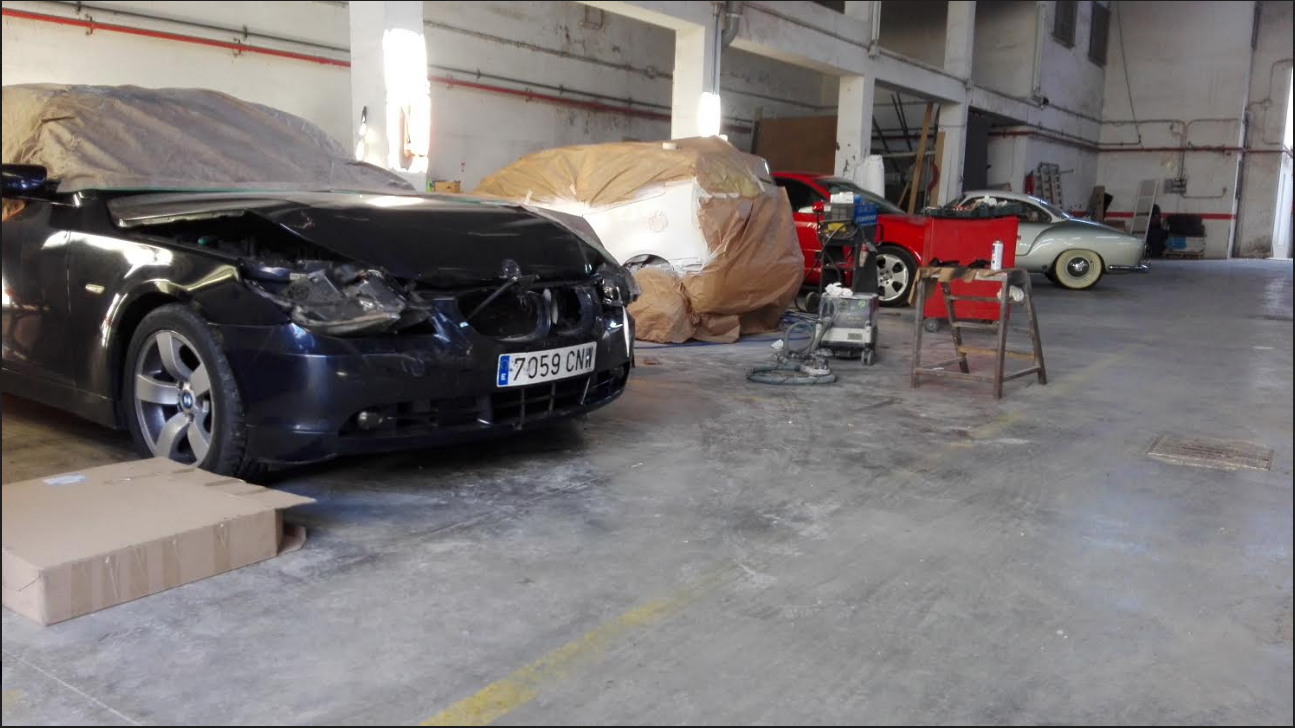 ES Automoción Taller de chapa y pintura en Badalona