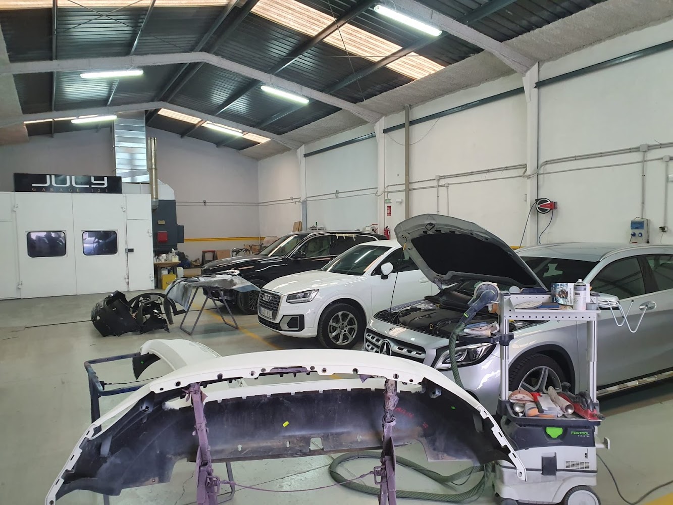 July Garage 121